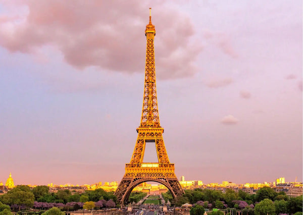 What is the perfume that embodies essence of Paris?